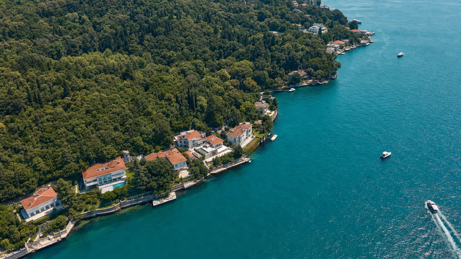 Sarıyer kıyısı, yukarıdan